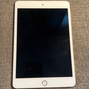 iPad mini 4